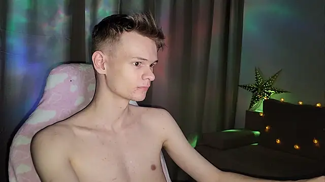 Snapshot of Wild_boar1 chatting on February 9, 2025, 3:11 am Wild boar1 online show from February 9, 2025, 3:11 am