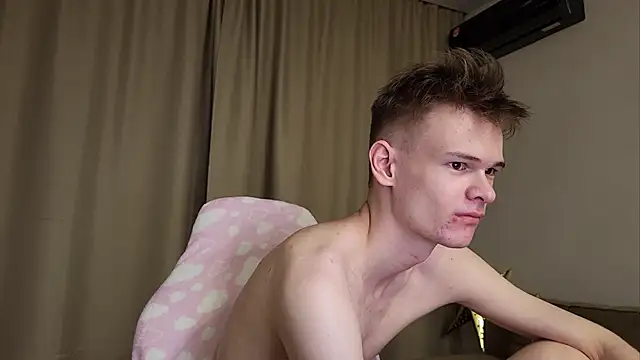 Snapshot of Wild_boar1 chatting on February 6, 2025, 3:27 am Wild boar1 online show from February 6, 2025, 3:27 am