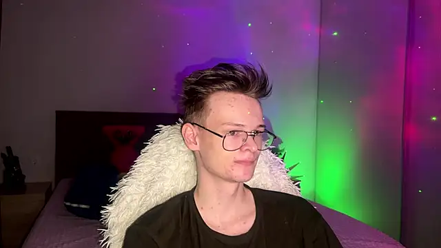 Snapshot of Wild_boar1 chatting on March 6, 2025, 9:53 pm Wild boar1 online show from March 6, 2025, 9:53 pm