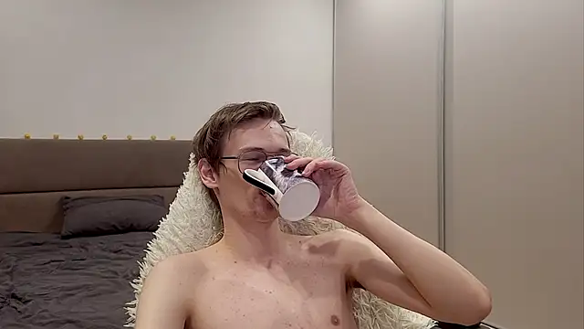 Snapshot of Wild_boar1 chatting on January 25, 2025, 9:46 pm Wild boar1 online show from January 25, 2025, 9:46 pm