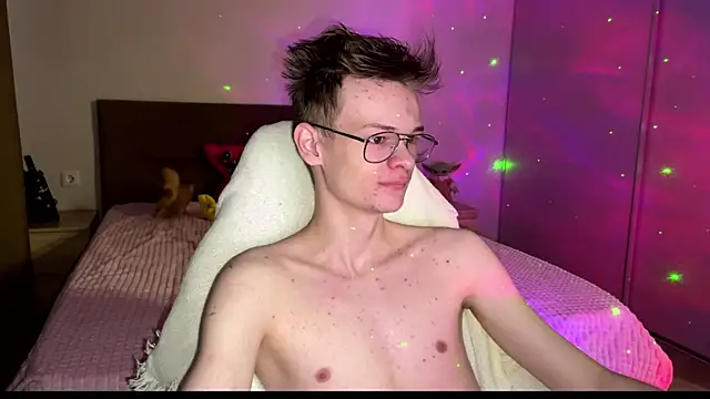 Snapshot of Wild_boar1 chatting on March 17, 2025, 2:30 am Wild boar1 online show from March 17, 2025, 2:30 am