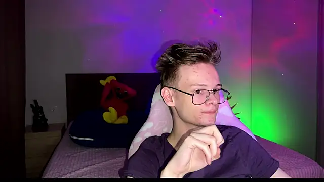 Snapshot of Wild_boar1 chatting on March 8, 2025, 10:56 pm Wild boar1 online show from March 8, 2025, 10:56 pm