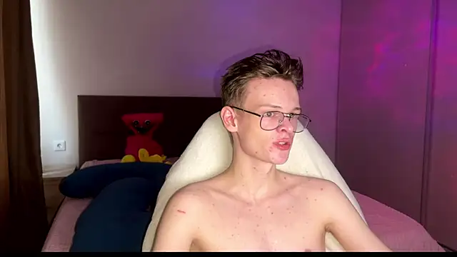 Snapshot of Wild_boar1 chatting on March 22, 2025, 1:08 pm Wild boar1 online show from March 22, 2025, 1:08 pm