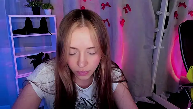 Snapshot of Sahara_Shields chatting on February 26, 2025, 4:27 pm Sahara Shields online show from February 26, 2025, 4:27 pm