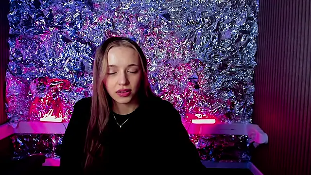 Snapshot of Sahara_Shields chatting on February 16, 2025, 3:59 pm Sahara Shields online show from February 16, 2025, 3:59 pm