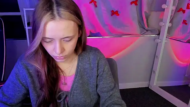 Snapshot of Sahara_Shields chatting on March 20, 2025, 11:49 am Sahara Shields online show from March 20, 2025, 11:49 am