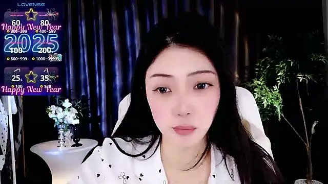 miaomiao-777 online show from February 8, 2025, 4:35 pm