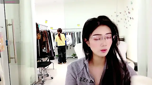 miaomiao-777 online show from October 13, 2025, 1:40 am