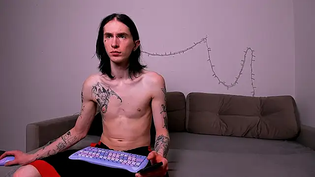 LadyTrep online show from January 5, 2026, 7:39 pm