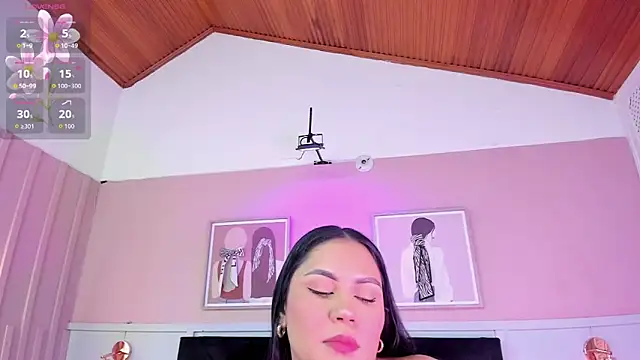 janna lopez  online show from October 2, 2025, 3:43 am