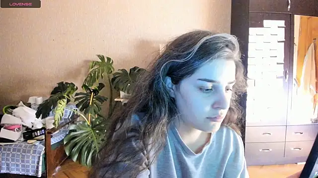  Roselina  online show from July 20, 2026, 6:32 pm