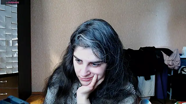  Roselina  online show from March 14, 2026, 10:43 am