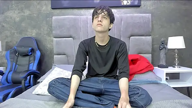 bruce hans online show from September 22, 2025, 11:49 am