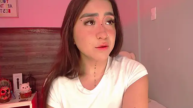 AdaaMillan online show from November 16, 2025, 1:05 pm