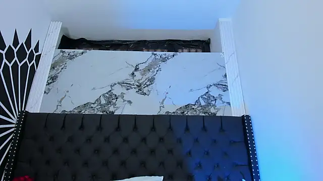 EthaanCox online show from March 17, 2026, 8:45 pm