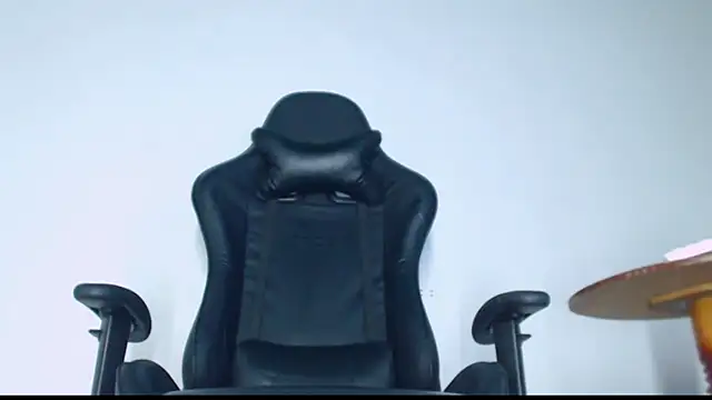 matteo rivas online show from February 6, 2026, 11:01 pm