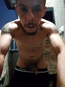 Santanacumxplod online show from December 21, 2025, 7:54 am