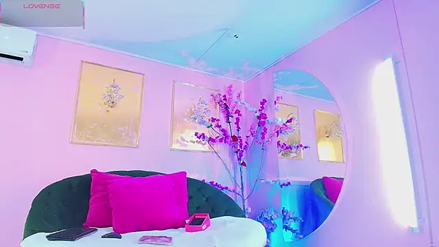 scarlette69 online show from March 20, 2026, 7:37 pm