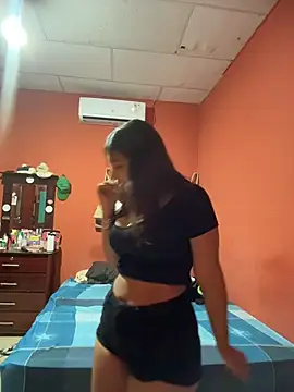 Snapshot of Eva1203 chatting on June 26, 2026, 7:42 pm Eva1203 online show from June 26, 2026, 7:42 pm