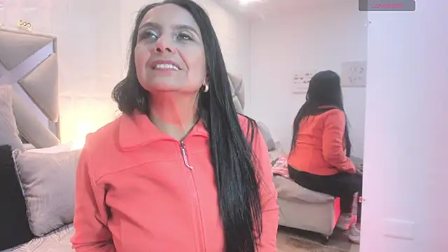 raquell moore online show from October 1, 2025, 1:26 pm