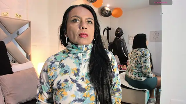 raquell moore online show from October 23, 2025, 12:04 pm