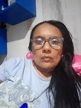 raquell moore online show from October 26, 2025, 2:56 am