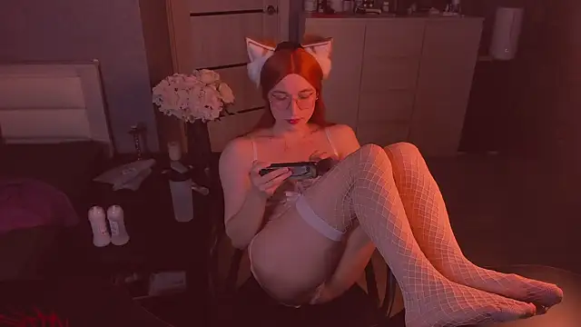 Snapshot of foxy_jpg chatting on November 9, 2025, 10:03 pm foxy jpg online show from November 9, 2025, 10:03 pm