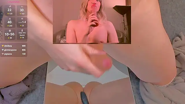 Snapshot of foxy_jpg chatting on February 10, 2025, 8:42 pm foxy jpg online show from February 10, 2025, 8:42 pm