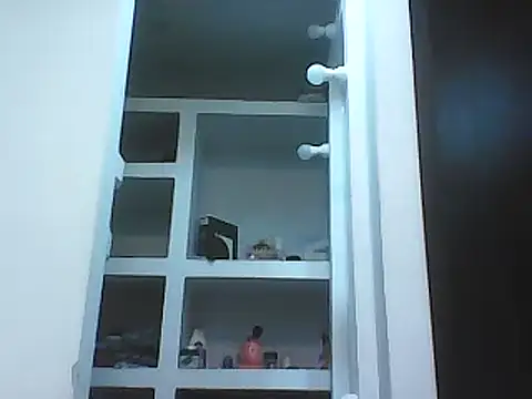 VittoriaTaylor online show from March 12, 2025, 1:03 am