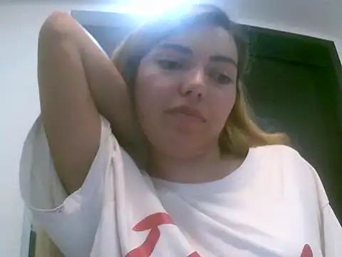 VittoriaTaylor online show from March 28, 2026, 9:49 pm