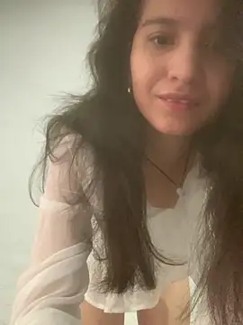 Bella still online show from March 12, 2025, 11:54 am