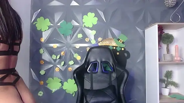 miss honey01 online show from March 20, 2025, 2:40 am