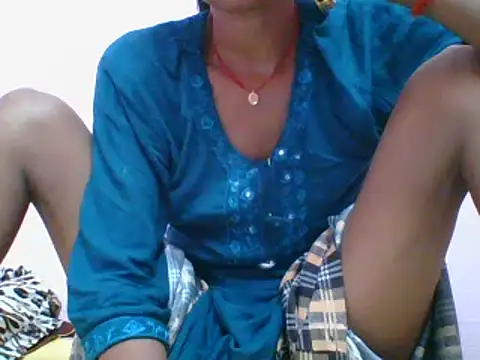 Snapshot of Divya-2007 chatting on July 8, 2026, 3:13 pm Divya-2007 online show from July 8, 2026, 3:13 pm