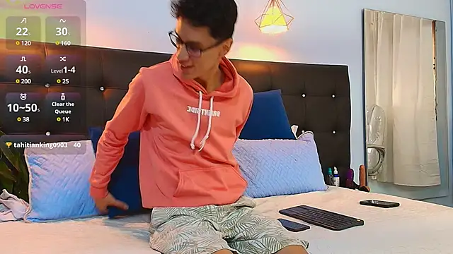 Cum hunters online show from March 11, 2025, 8:31 pm