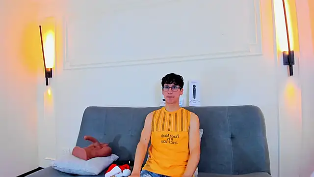 Cum hunters online show from December 4, 2025, 3:49 am