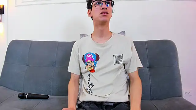 Cum hunters online show from April 10, 2026, 3:13 am