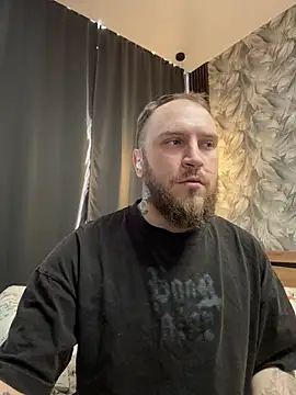 Snapshot of _XxX-XxX_ chatting on April 10, 2026, 8:43 am XxX-XxX online show from April 10, 2026, 8:43 am