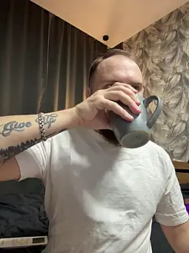 Snapshot of _XxX-XxX_ chatting on March 25, 2026, 5:45 pm XxX-XxX online show from March 25, 2026, 5:45 pm