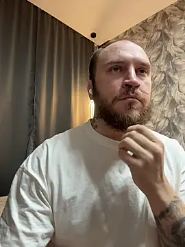  XxX-XxX  online show from December 15, 2025, 4:02 pm