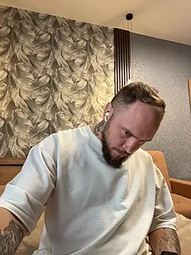  XxX-XxX  online show from October 19, 2025, 8:17 am