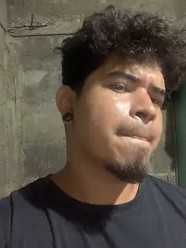 Snapshot of Greiber_A-Z chatting on January 15, 2025, 5:19 am Greiber A-Z online show from January 15, 2025, 5:19 am