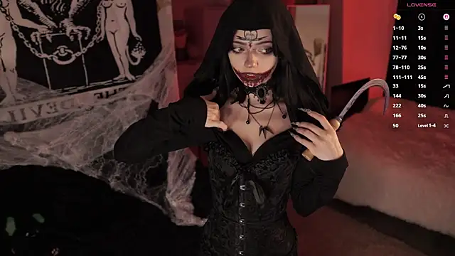 miuri miy online show from October 24, 2025, 6:40 pm