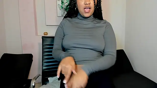 Snapshot of AishaHil chatting on January 24, 2025, 11:59 am AishaHil online show from January 24, 2025, 11:59 am