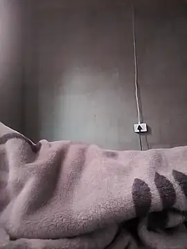 LaneYam online show from March 8, 2026, 8:17 am