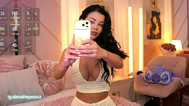 Alexaheyess online show from April 20, 2026, 3:53 am