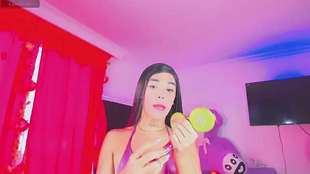 kylesofia online show from January 26, 2025, 1:47 pm