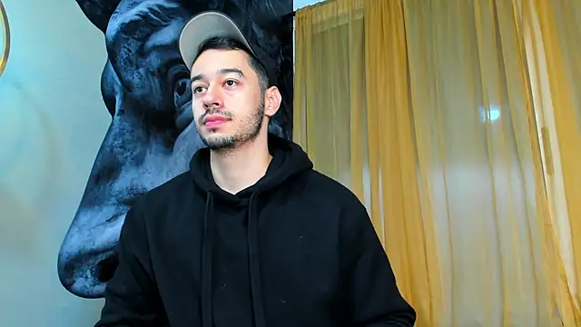 Snapshot of Salvatore_costa chatting on March 8, 2025, 9:51 pm Salvatore costa online show from March 8, 2025, 9:51 pm