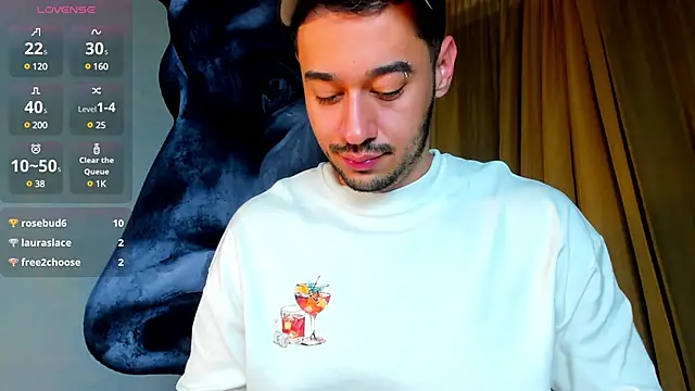 Snapshot of Salvatore_costa chatting on March 19, 2025, 12:59 am Salvatore costa online show from March 19, 2025, 12:59 am