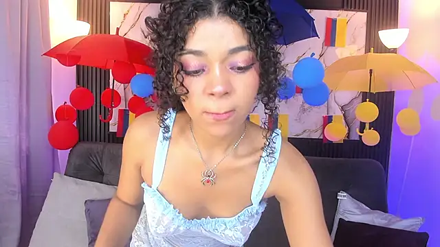 Snapshot of lucie_petite chatting on June 26, 2026, 6:14 pm lucie petite online show from June 26, 2026, 6:14 pm