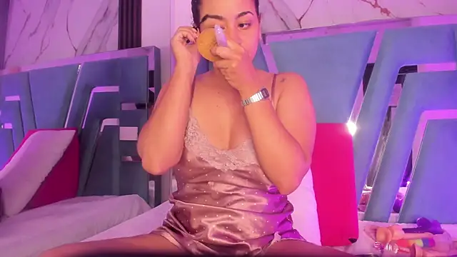 miilaklum online show from March 13, 2025, 7:17 pm